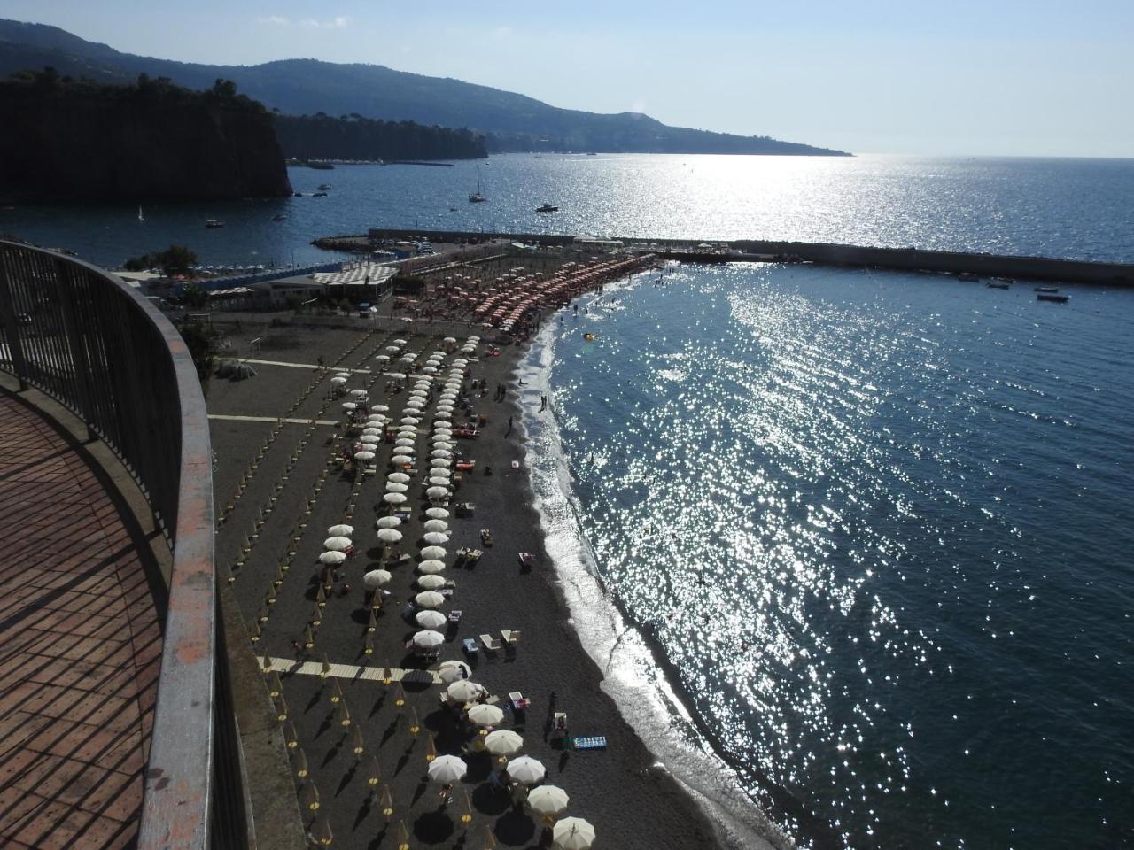 Hotel Sorrento Coast Relais Meta Esterno foto